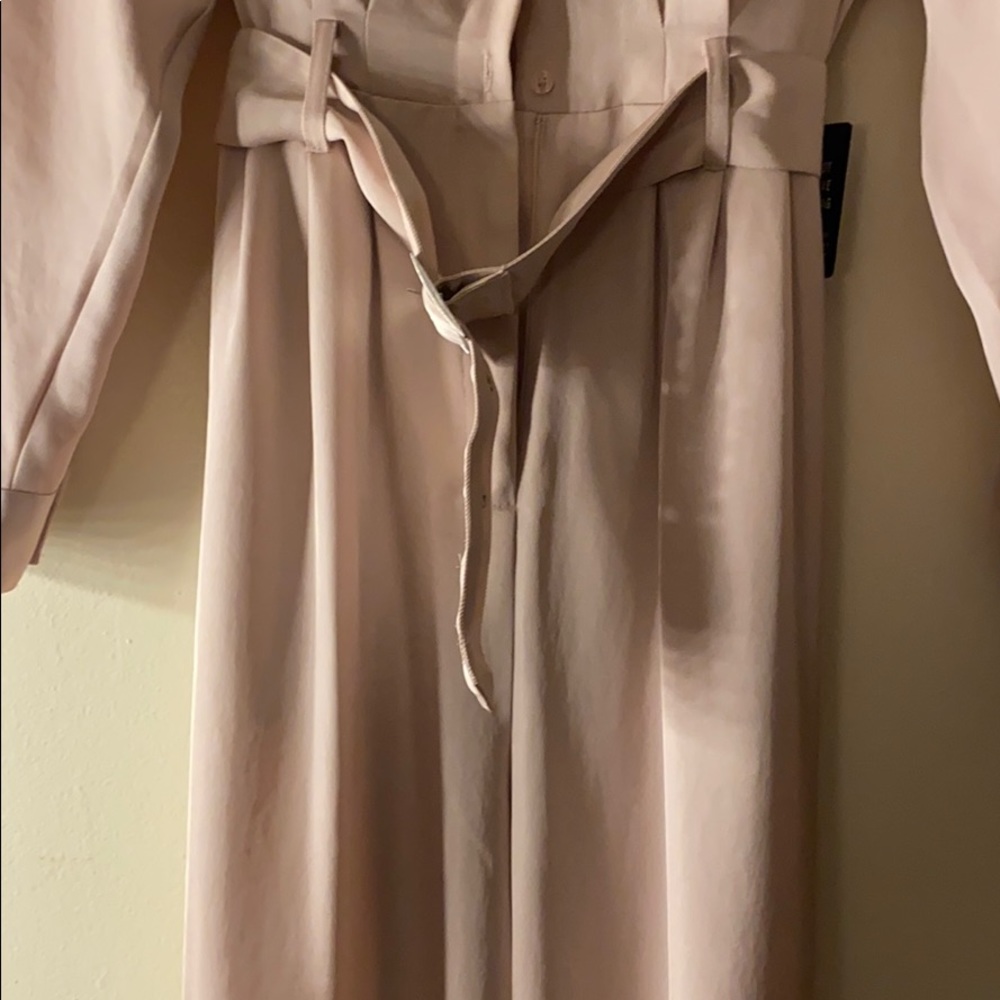 Clothes - Picture 2 of 9
